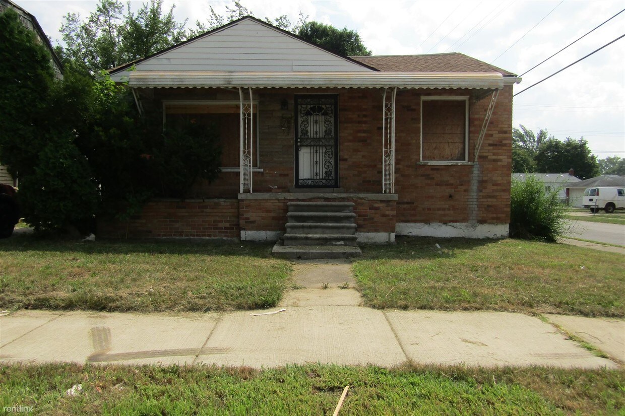 Primary Photo - 3427 Isabelle St