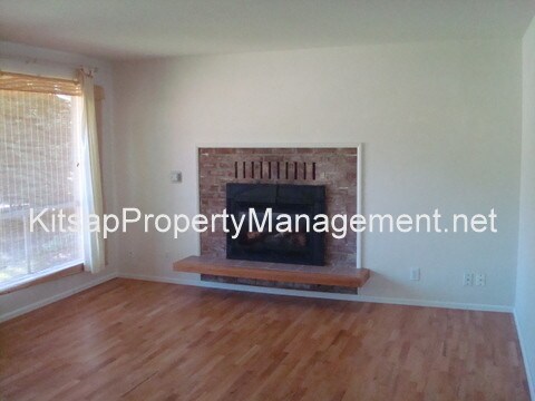 Foto del edificio - 2406 Madrona Dr SE