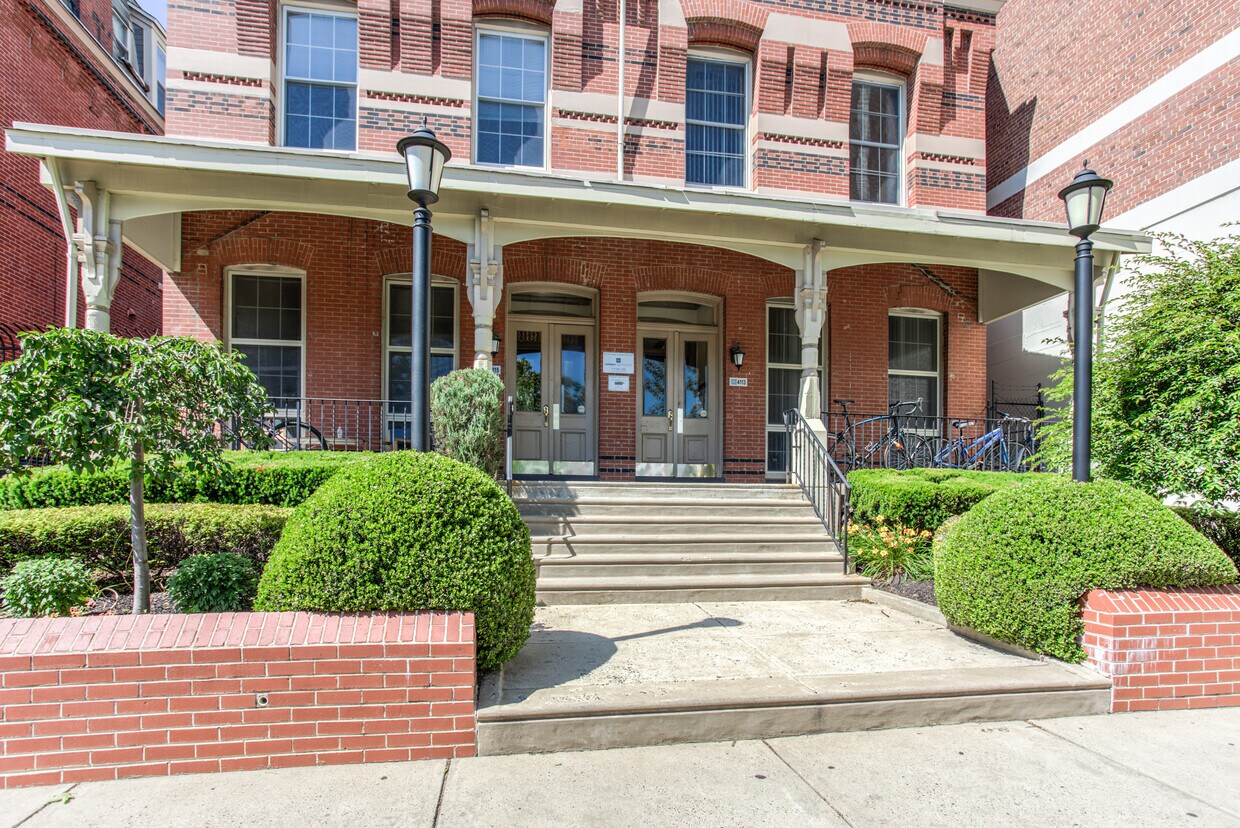 Building Photo - Campus Apartments