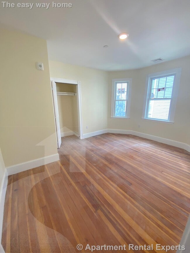 Photo - 32 Putnam Ave Apartment