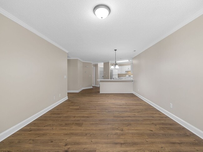 Building Photo - Newly Renovated 2BR, 2 BA in Greer SC