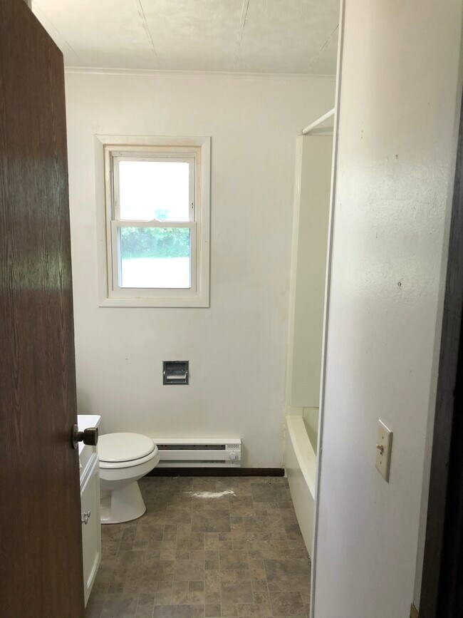 Foto del edificio - 146-148 Fauber Ln