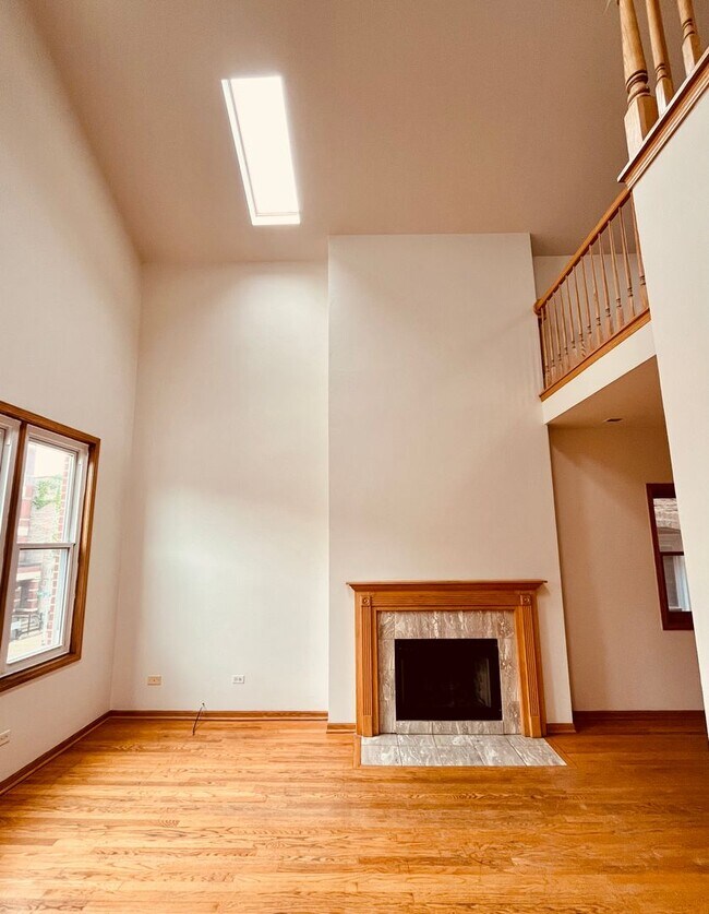 Foto del edificio - Kennelly Properties - 1336