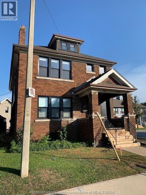 Primary Photo - 1496/1498 GILES East Unit# UPPER