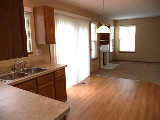 Building Photo - 1201 Darnell Dr