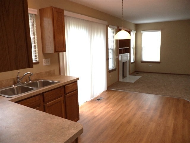 Foto del edificio - 1201 Darnell Dr