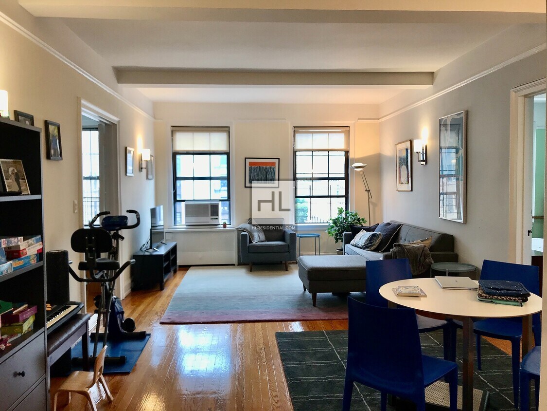 Primary Photo - 341 Amsterdam Ave