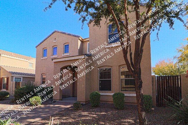 Foto del edificio - 3349 E Loma Vista St