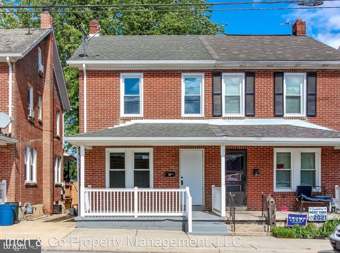 131 S Clinton St, West York, PA 17404 House Rental in West York, PA