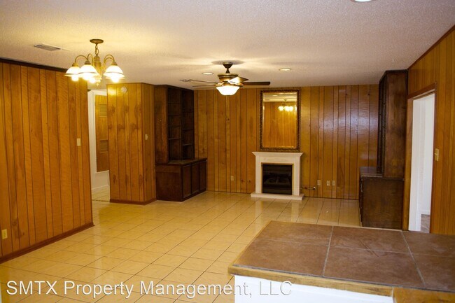 Foto del edificio - 4 br, 2 bath House - 1307 Redbud Tr.