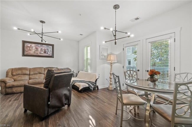 Building Photo - 7922 Shore Dr