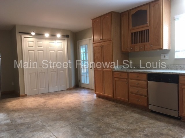 Building Photo - Waived Application Fee(s)!