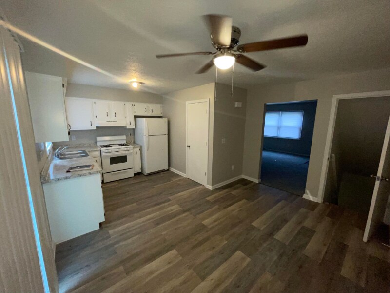 Foto principal - 2232 Harsh Ave SE