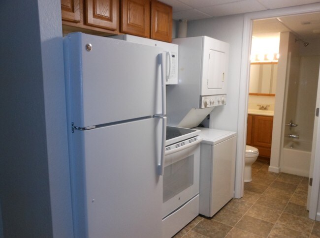 Building Photo - 137 Sandridge Dr