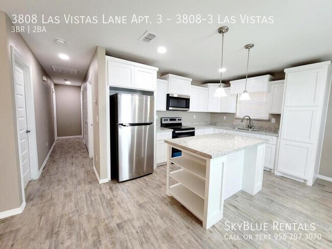 Foto del edificio - 3808 Las Vistas Ln