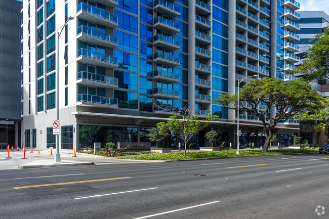 Building Photo - The Central Ala Moana