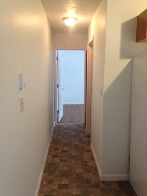 Building Photo - 3145 Chamberlain Rd