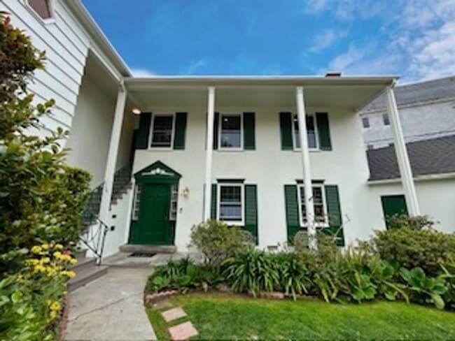 Foto del edificio - 9750 Newman St