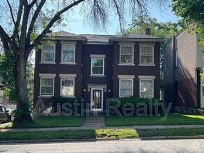 Building Photo - 1364 McCausland Ave