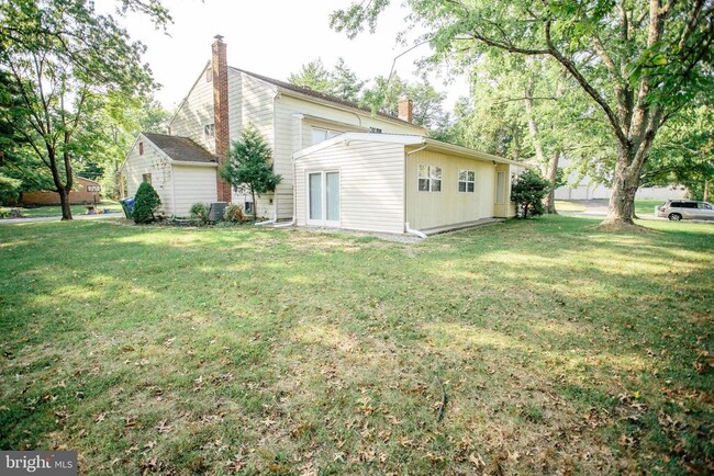 Building Photo - 1016 Eagle Ln
