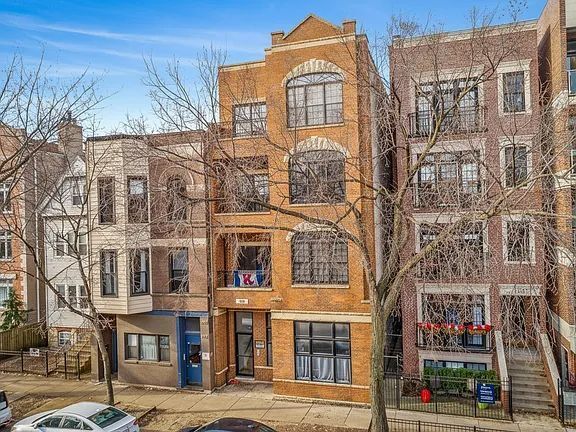 Building Photo - 3338 N Sheffield Ave