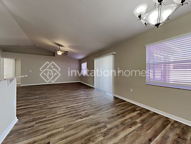 Building Photo - 8026 Princeton Manor Cir