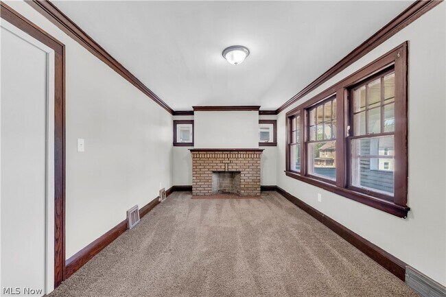 Foto del edificio - 3554 E 113th St