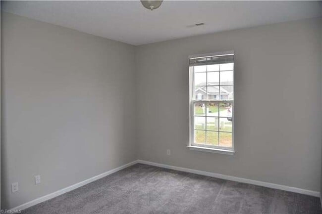 Building Photo - 3818 Maribeau Woods Dr