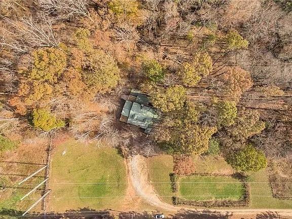 Primary Photo - 2405 Mountain Rd