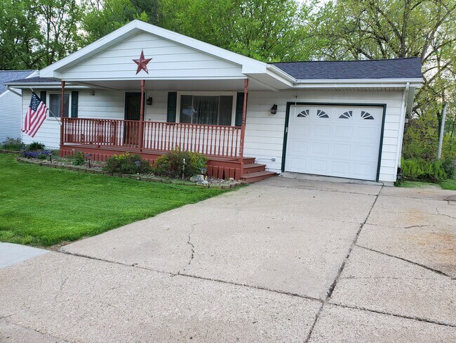 Foto del edificio - 3626 Keymeer Dr