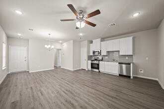 Building Photo - 15025 Alkay St