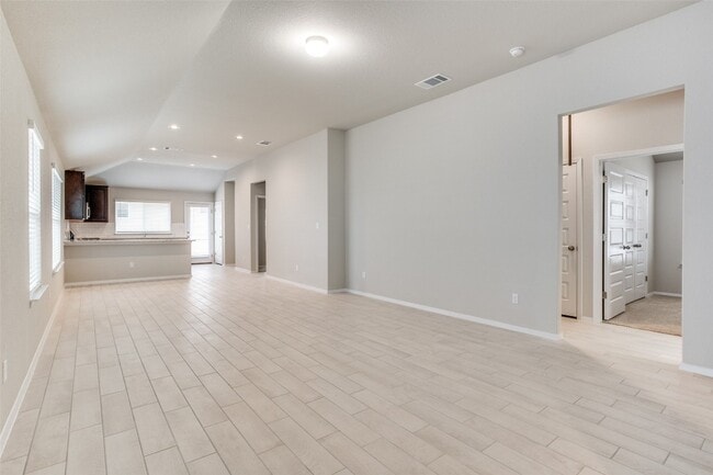 Building Photo - 168 Heather Glen Way