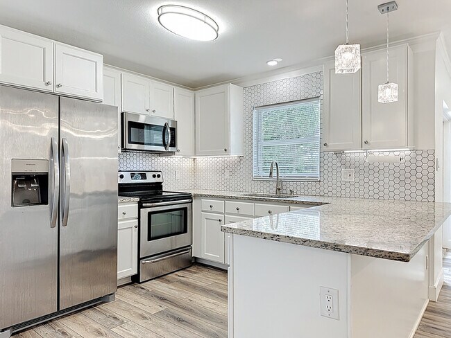 Foto del edificio - 3149 Nicholson Dr