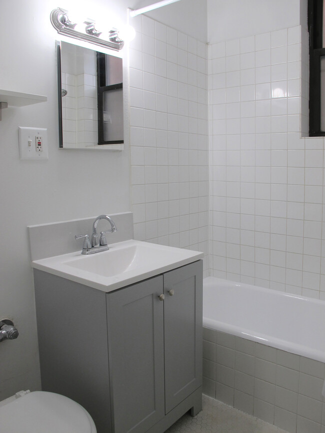 Foto del edificio - Ashland Avenue Apartments