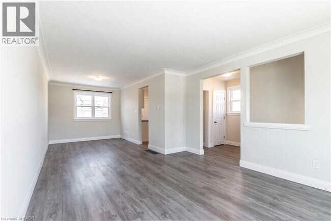 Photo du bâtiment - 2331 Barclay Rd