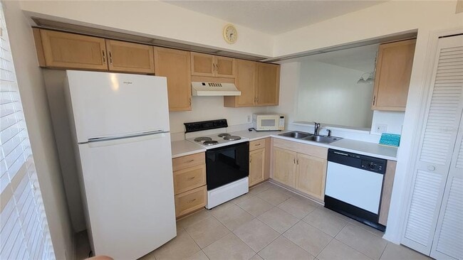 Building Photo - 13828 Timberbrooke Dr
