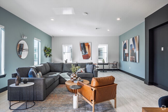 Resident Lounge - Oasis at Round Rock