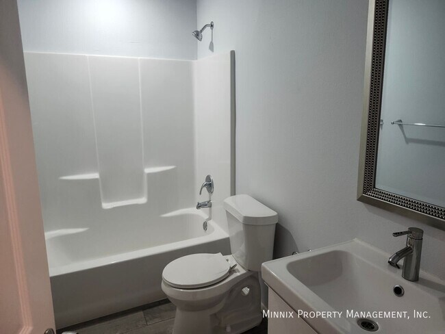Foto del edificio - 8411 10th Pl