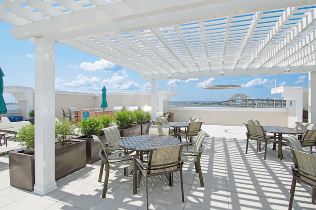 Liberty Bay Club apartments — community photo - Liberty Bay Club