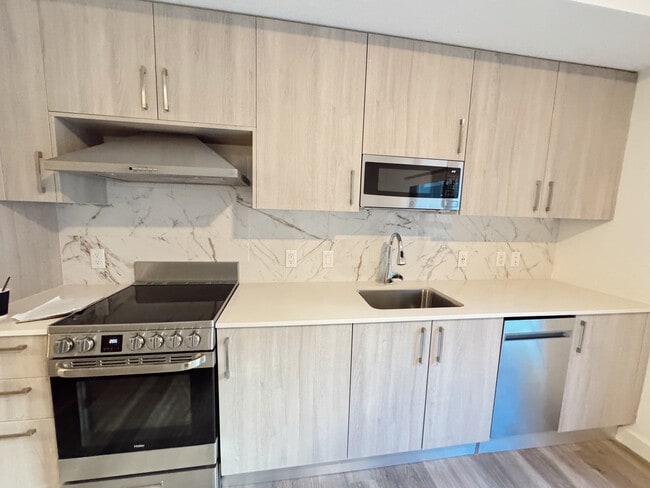 Building Photo - 413 NW 6th St