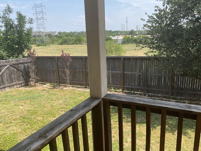 Building Photo - Beautiful 3/2 in a Gated Community at Marb...