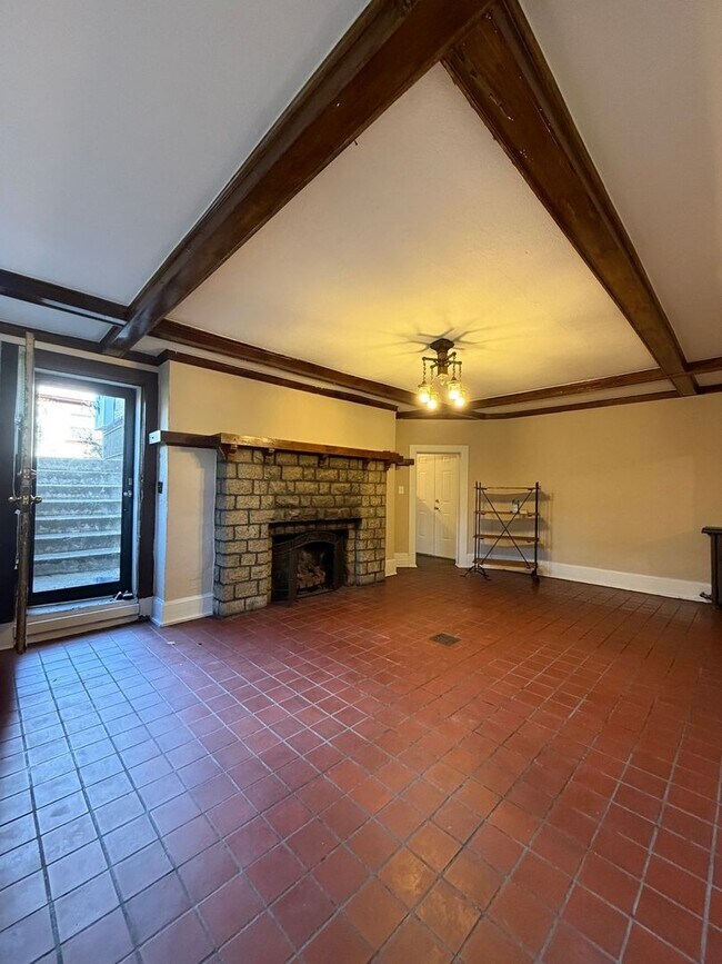 Foto del edificio - 1 BR Apt in Old SW; Utilities & Wi-Fi included!