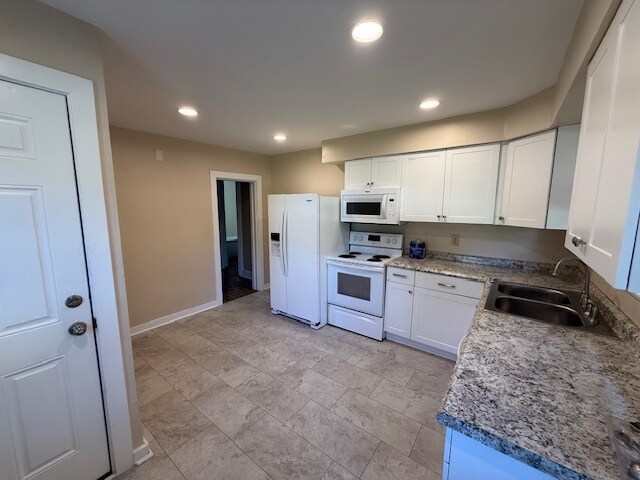 Recently renovated kitchen. - 433 Herschel St