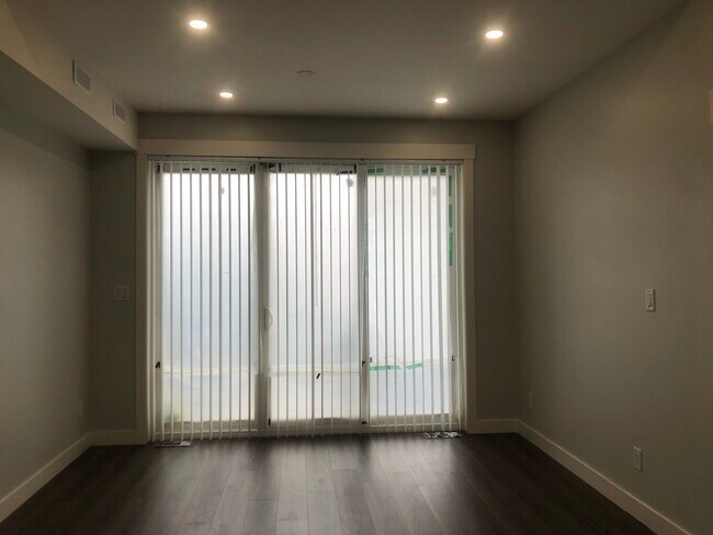 Photo du bâtiment - 687 Dovercourt Rd