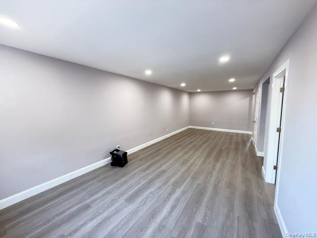 Foto del edificio - 719 E 217th St