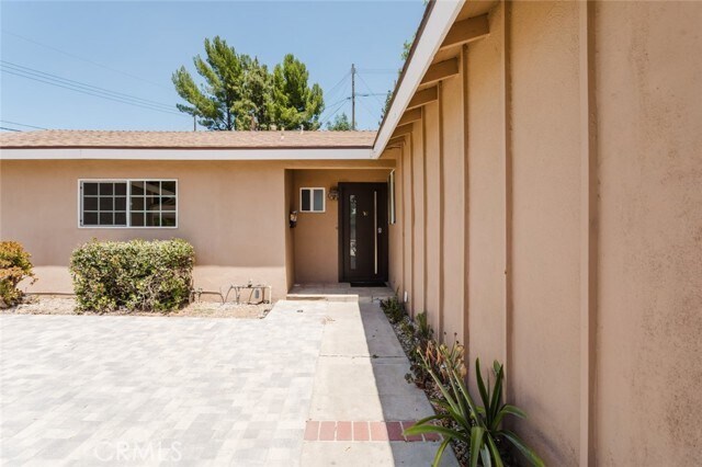 Building Photo - 9540 Debra Ave