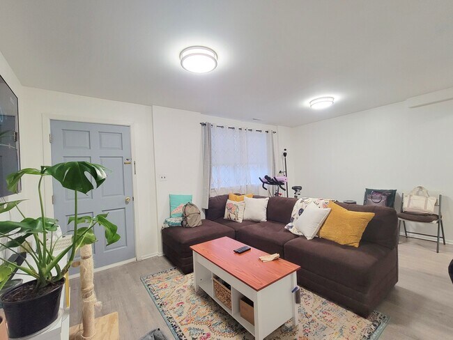 Foto del edificio - 619 Sussex St