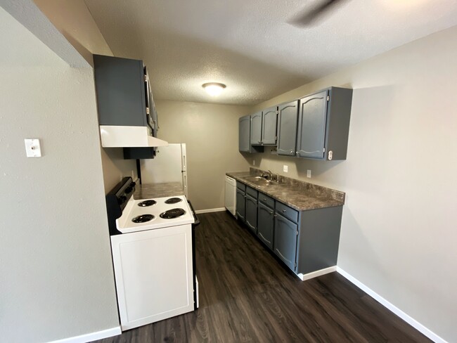 Renovated Kitchen - Green Acres Apartments