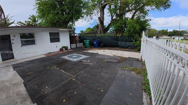 Foto del edificio - 15812 NW 39th Ct