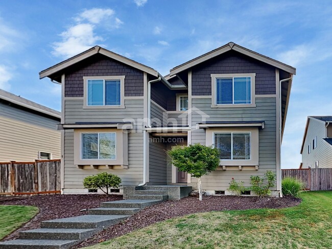 Building Photo - 1206 Blue Jay Ave SW